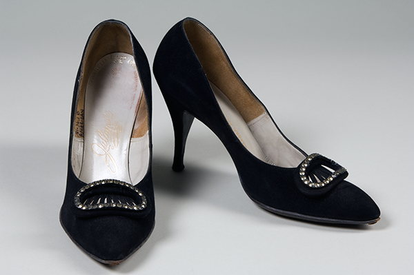 Julianelli pumps