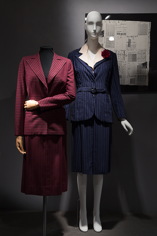 Poster dresses